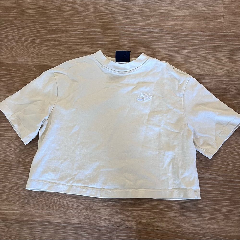 Nike Faded Yellow embroidered swoosh T-Shirt